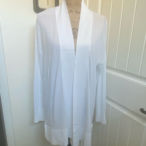 Long white open cardigan - Picture 2 of 4